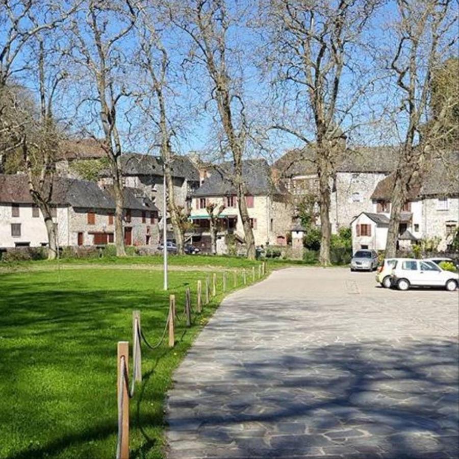 Segur-le-Chateau Auberge Henri IV المظهر الخارجي الصورة